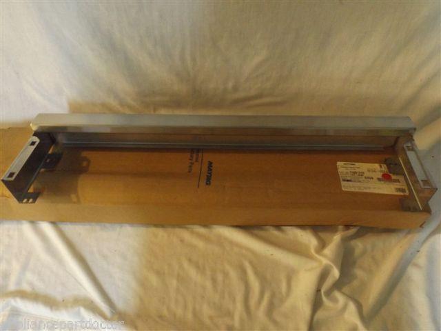 JENN AIR STOVE 73001310 Ledge, Landing NEW IN BOX JENN AIR STOVE 73001310 Ledge, Landing NEW IN BOX